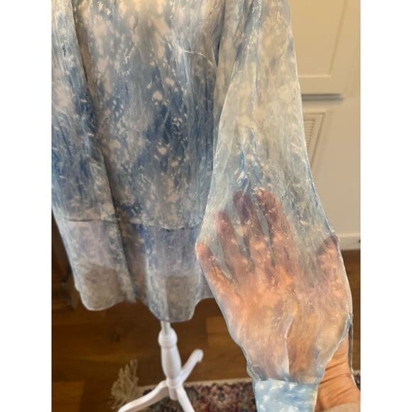 Elie Tahari 100% Blue Green Watery Silk Button down Sheer Sleeves Shirt Medium M - Picture 6 of 10